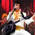Een foto van Elvis Presley Imitator